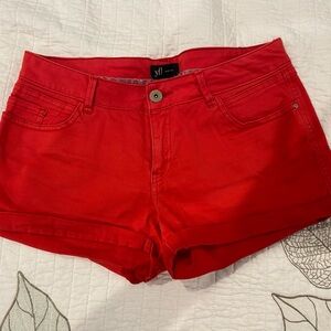 YFL reserved. Women’s shorts. Red. Size 4 (European size 36)